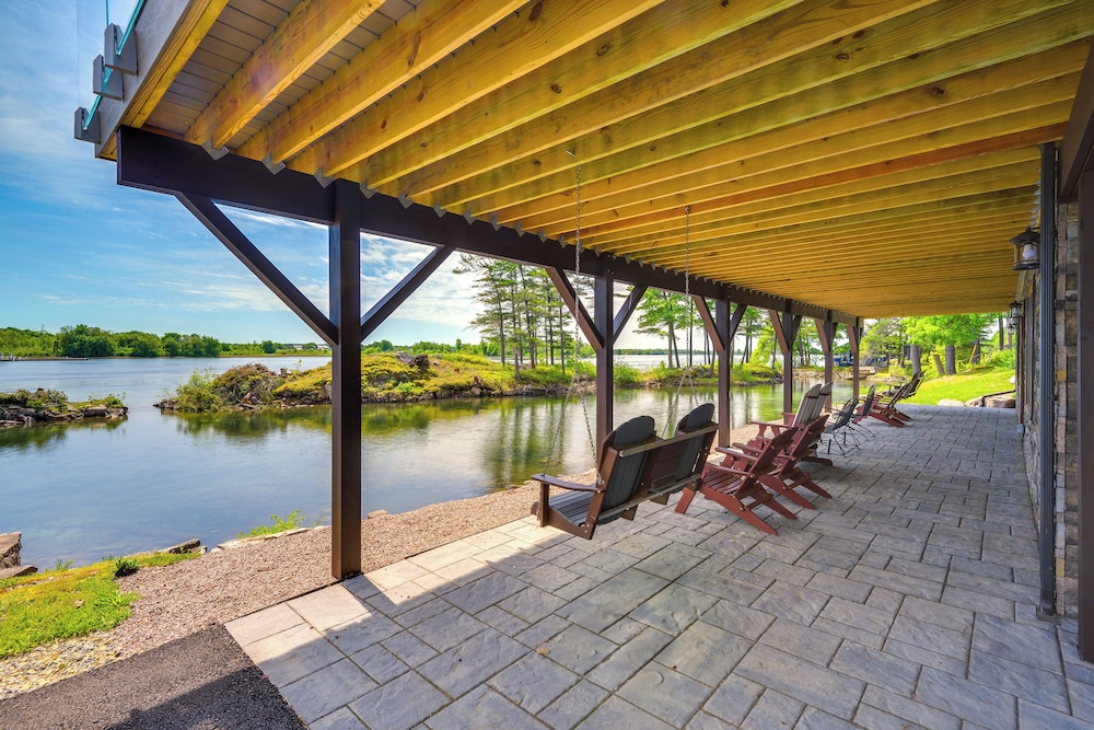 Hot Tub Dock: Waterfront Wellesley Island Home! - Property Image 17