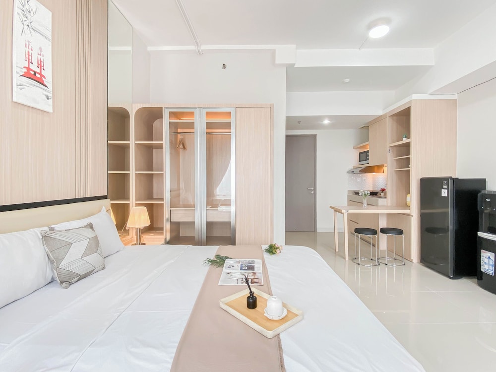 1Br At Apartment Vasanta Innopark Near Mm2100 Area