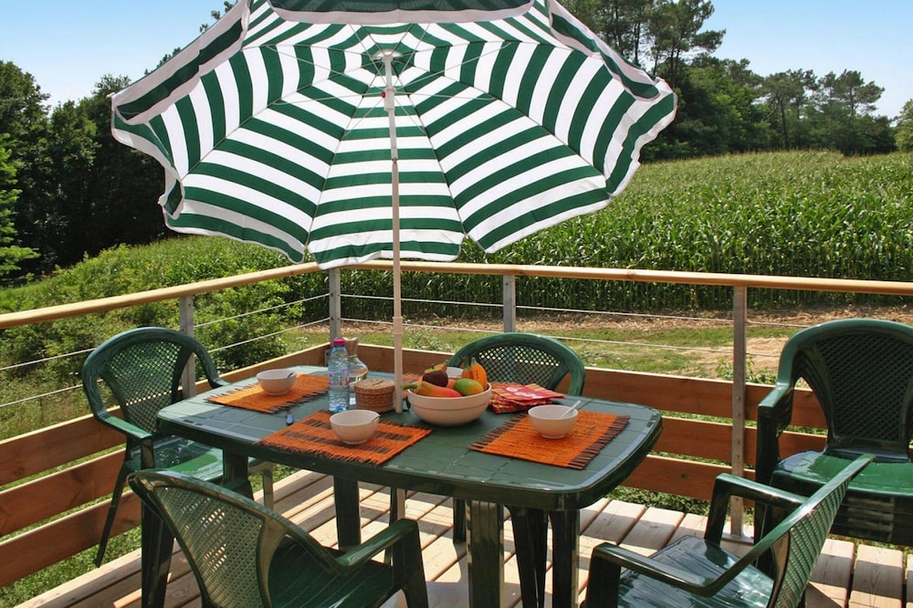 Cassen Holiday for Eight Guests