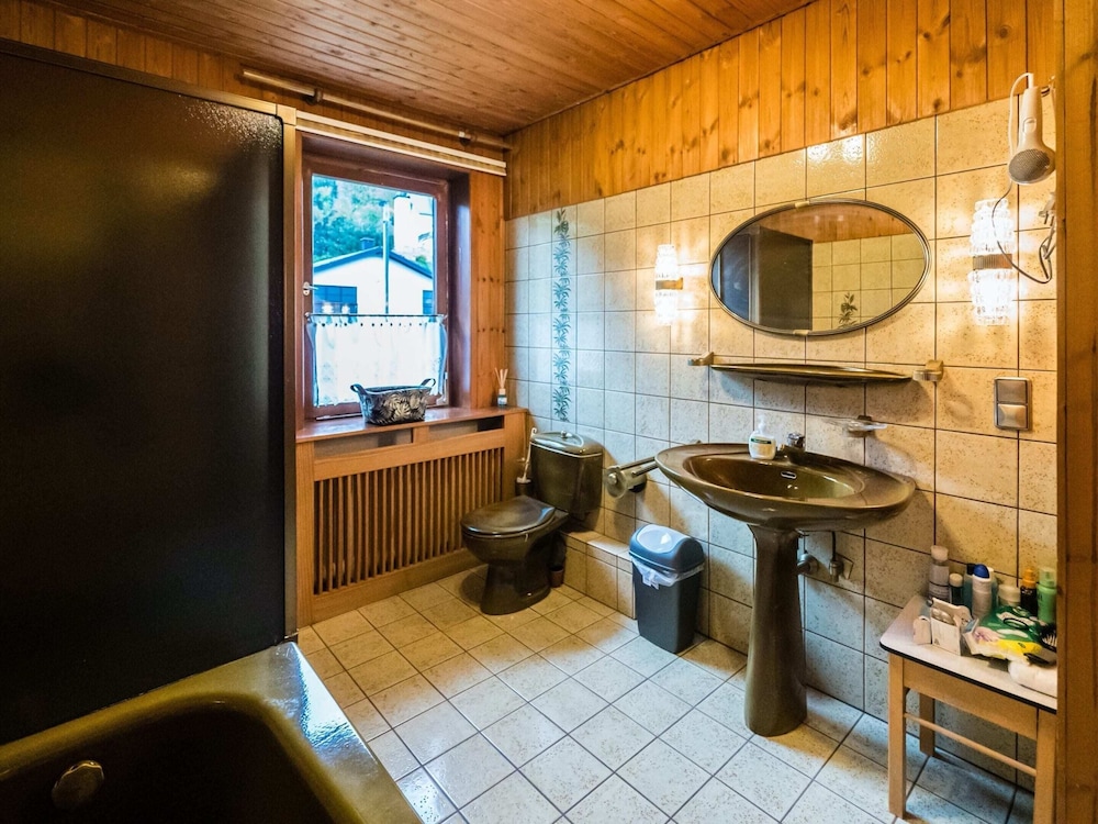 Apartment Near Willingen With Garden