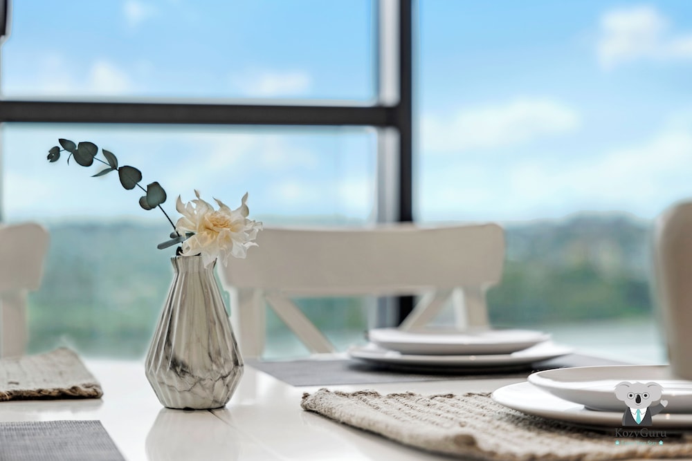 Kozyguru | Wentworth Point | 1 Bed Waterview Apt