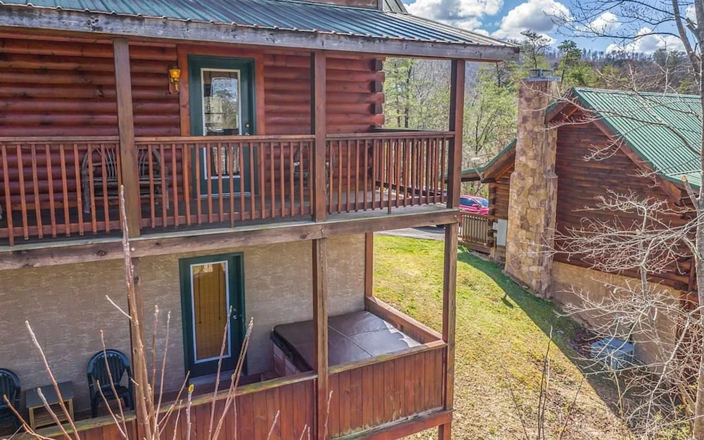 Mountain Escape Book Now