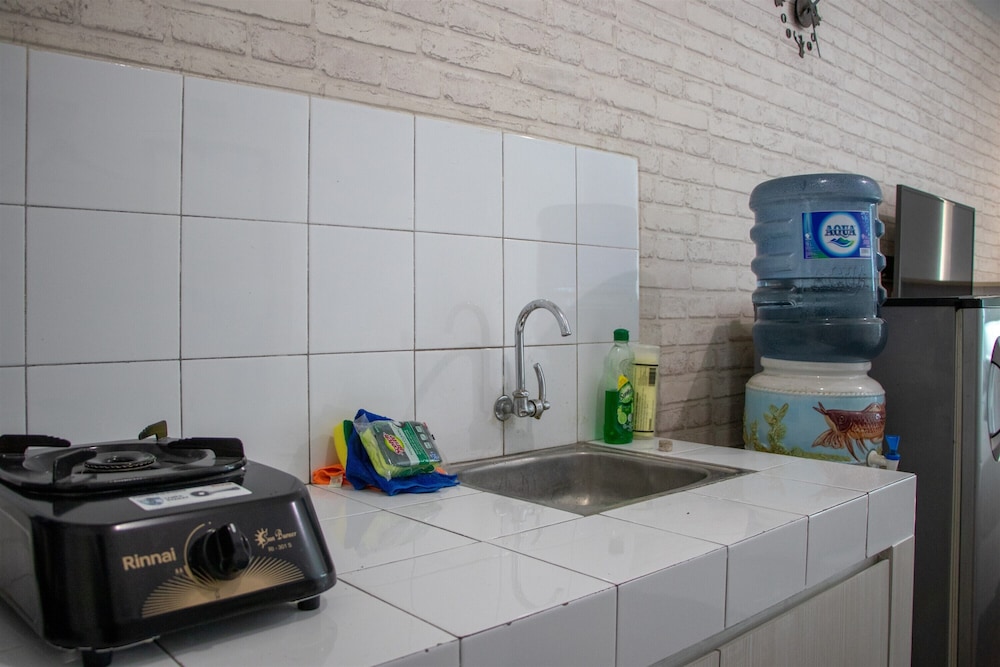 Comfy Studio At Pakubuwono Terrace Apartment