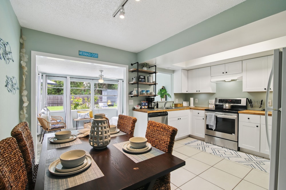 Crystal Blue Haven 3 Bedroom Cottage