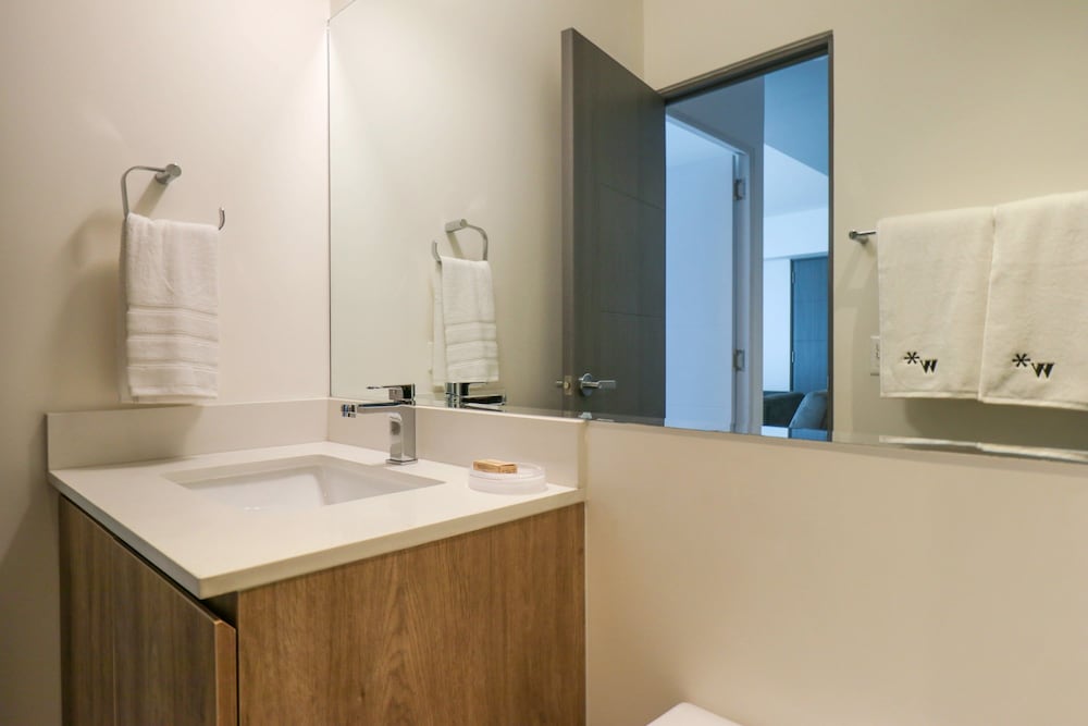 w Awesome 1BR w Lovely Deco in San Isidro
