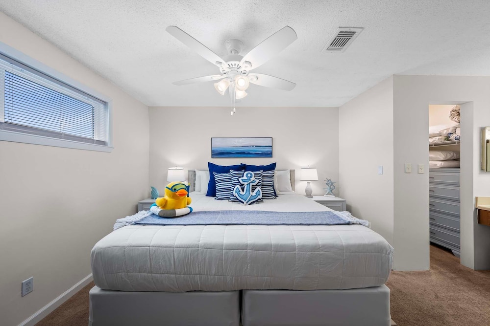 Sugar Beach 323