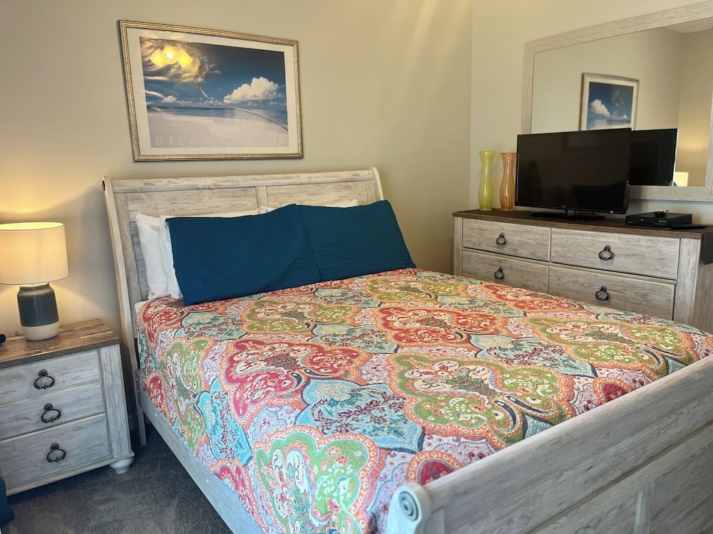 Emerald Key by Southern Vacation Rentals