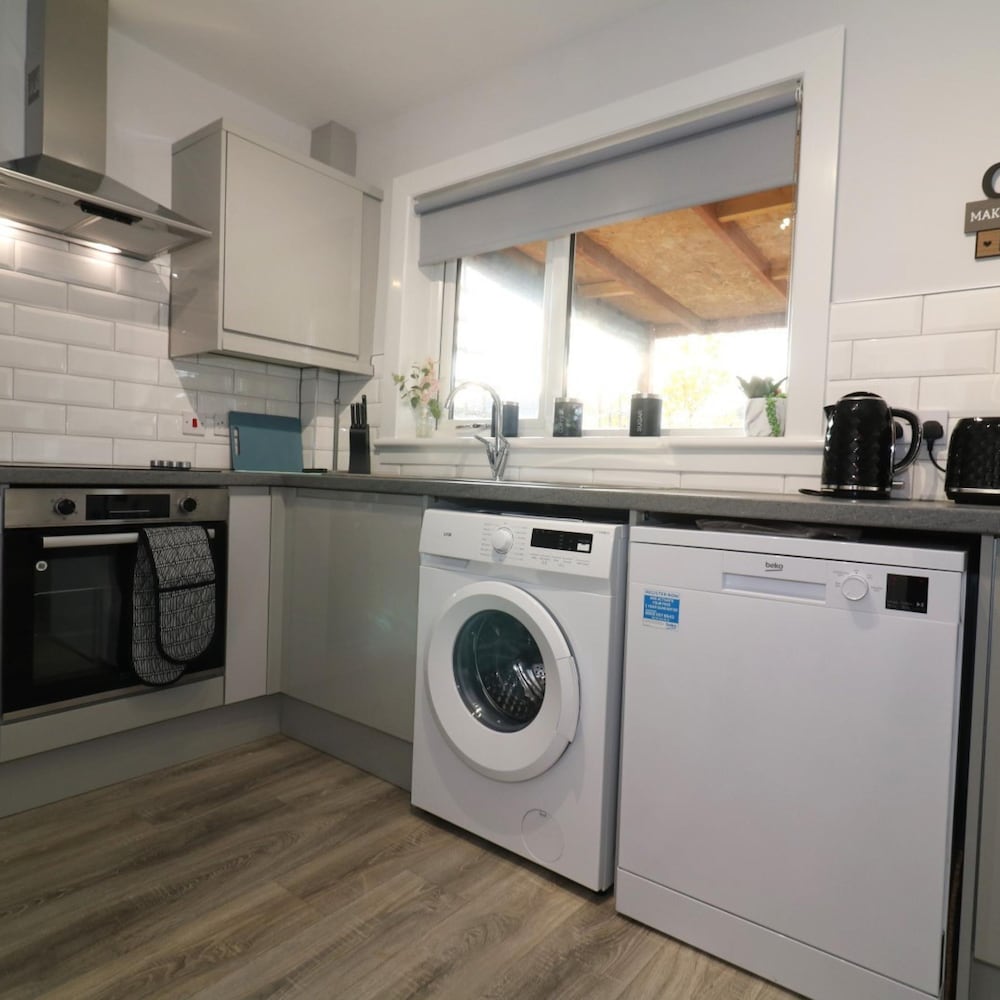 Sunnyside House - Holytown
