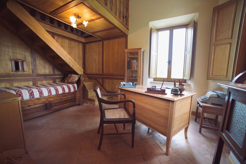 Borgo Acque Romane view 3