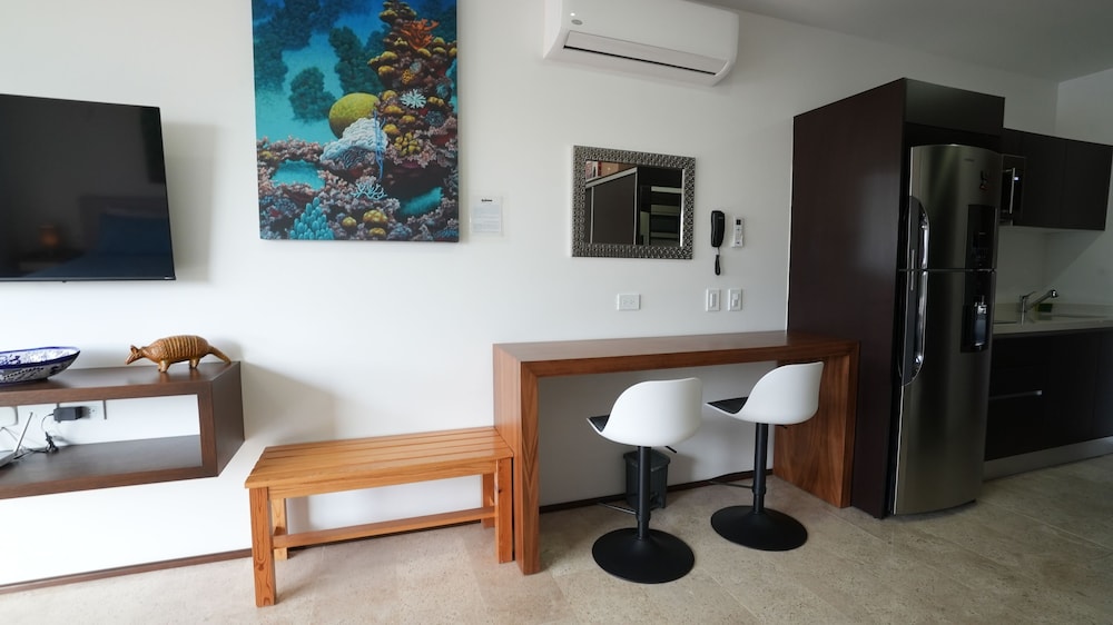 MENESSE CONDOS view 5