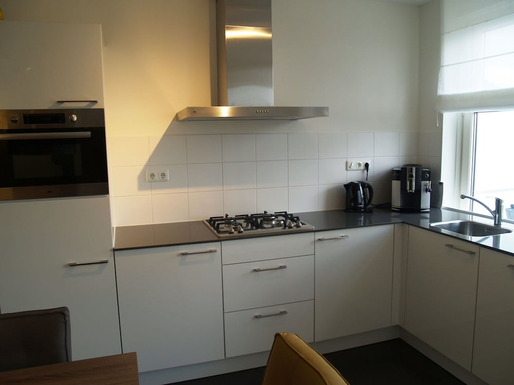 Spacious Holiday Home on Markermeer near Amsterdam