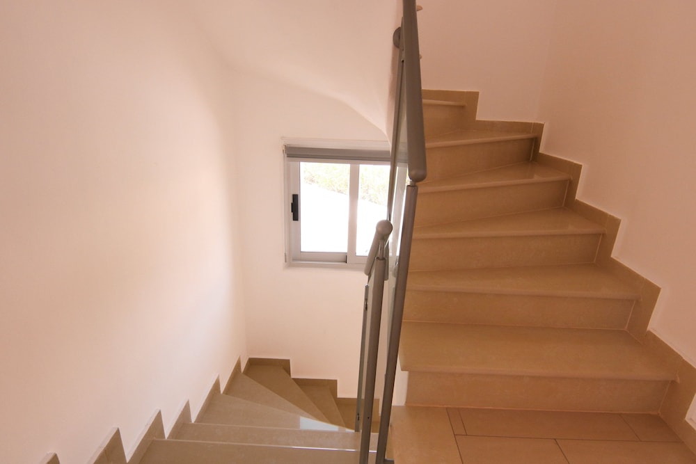 Phaedrus Living Beachfront Villa Riva