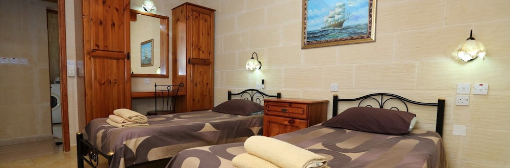 Villa Savona 3 Bedroom Villa With Private Pool view 5