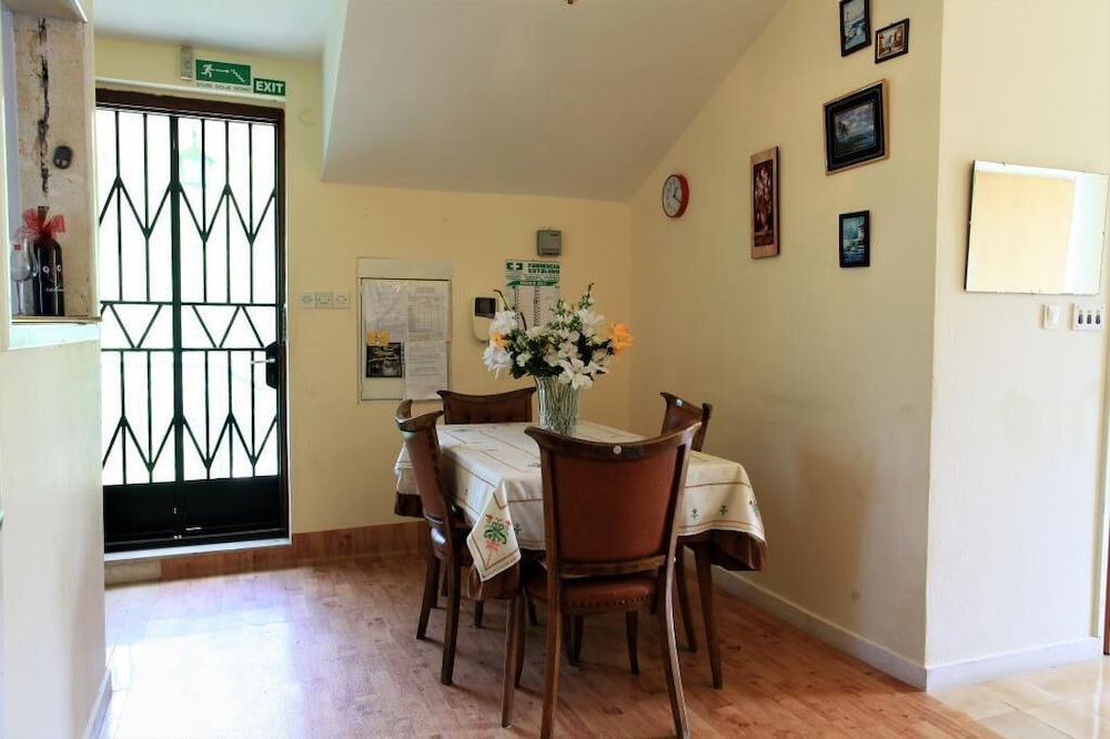 Apartman Laura Zaton