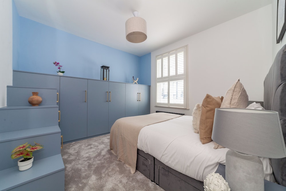 5 Bed Apartment in Hammersmith