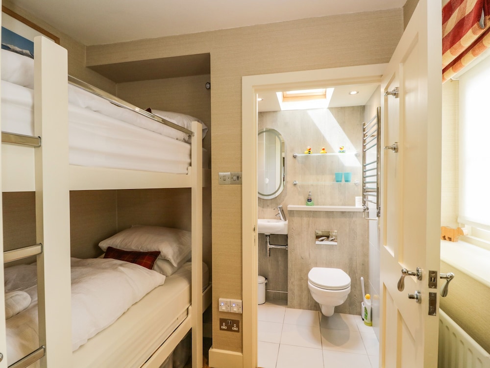 Scale Force