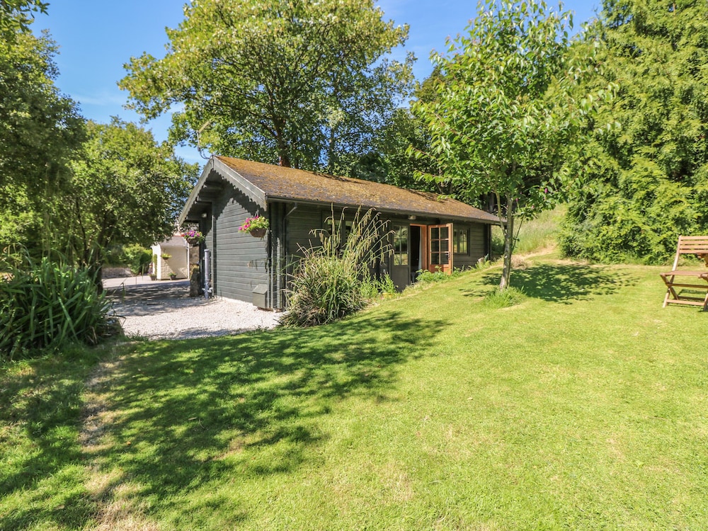 Truro Vacations - Pond Cabin - Property Image 1