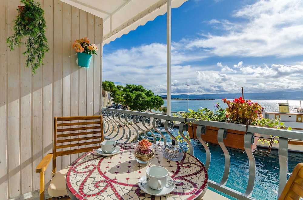 Photo 36