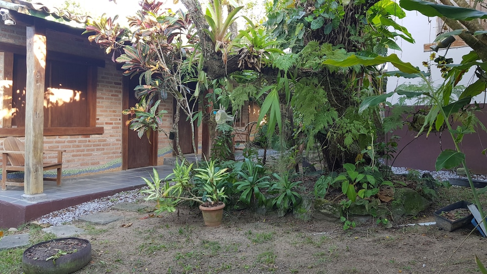 Pousada Bucaneiros