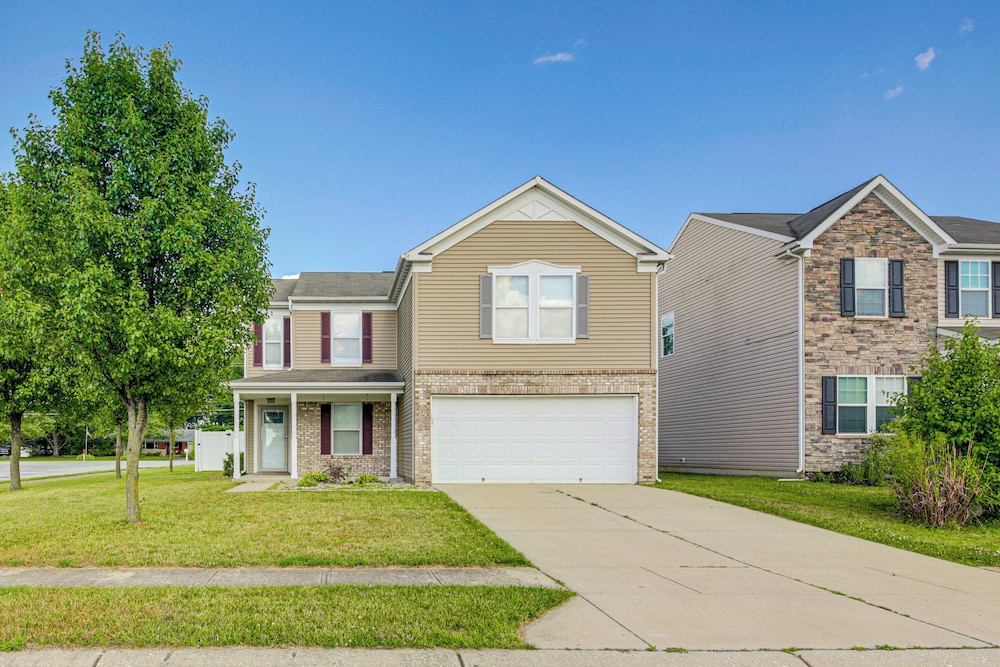 Pet-friendly Camby Home: 13 Mi to Indianapolis view 3