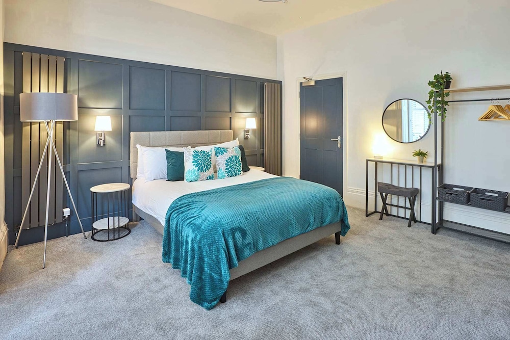 The Host Stay The Langley Hotel Apartment 2