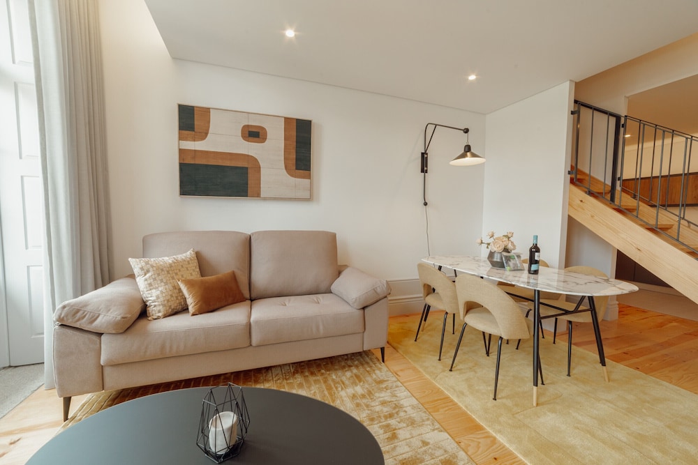 Heart OF Porto Apartment E Duplex by Vacationy