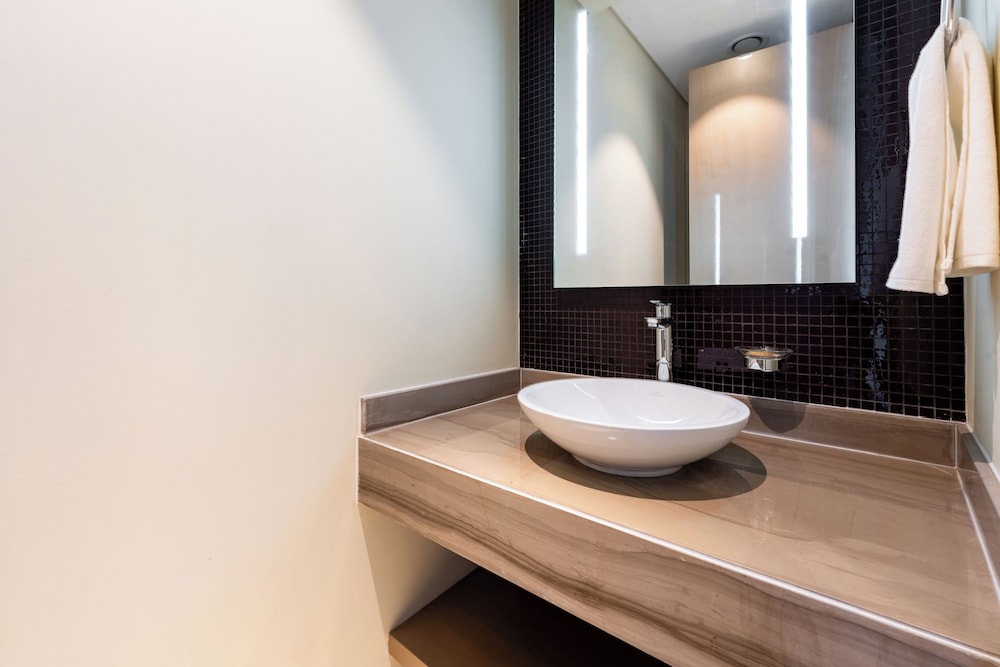 Damac Paramount Towers - Business Bay