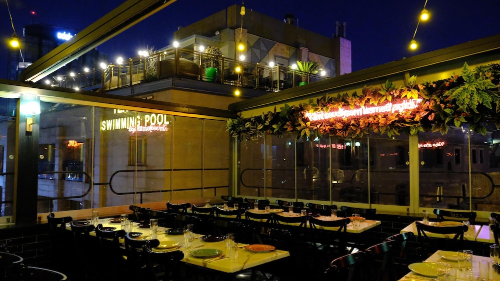 Voir Hotel Pera
