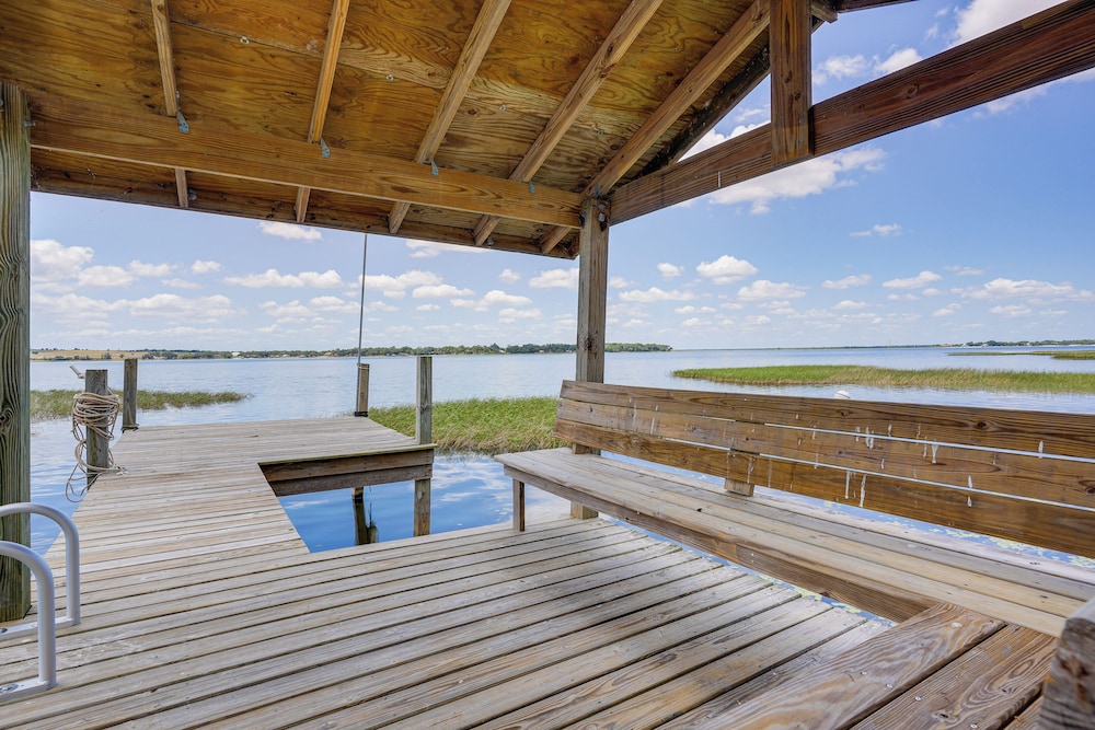 Waterfront Home on Crooked Lake w/ Game Room! - Property Image 9