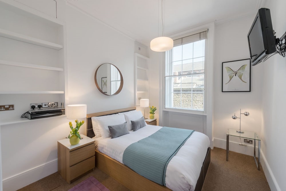 Marylebone - Gloucester Place apartments by Viridian Apartments