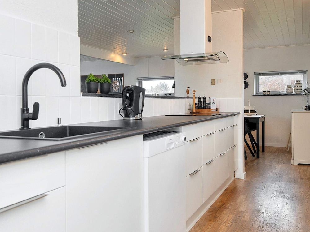 8 Person Holiday Home in Knebel-by Traum view 3