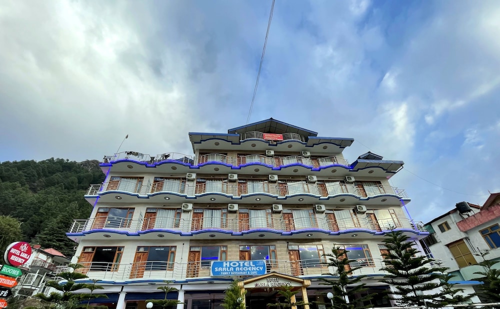 Hotel Sarla Regency