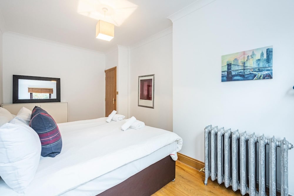 London 2 Bed Apartment With Free Wifi