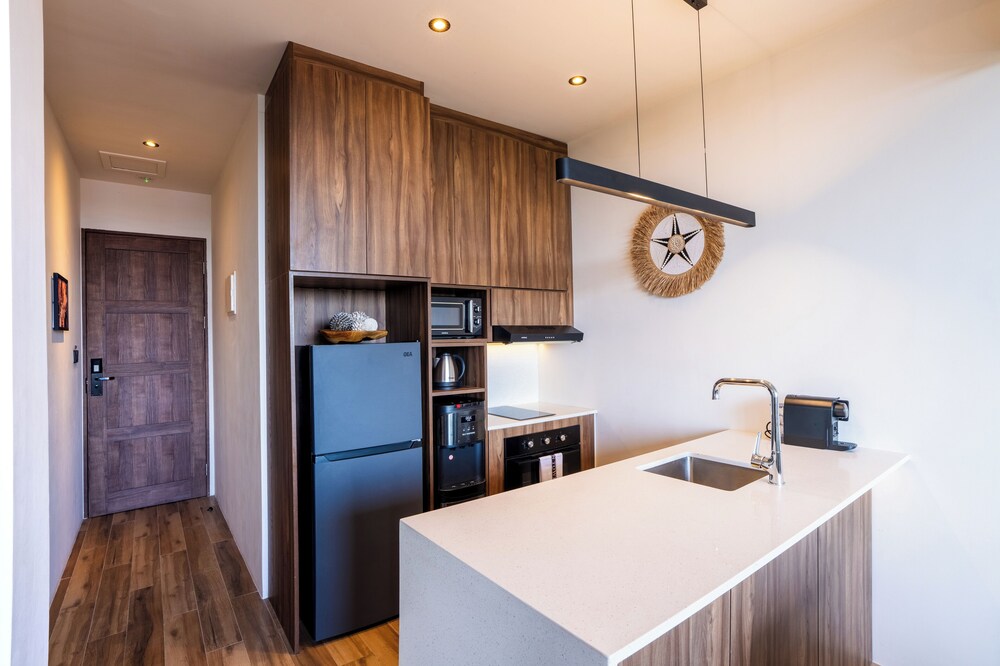 Avanya Apartments by Pertama Management