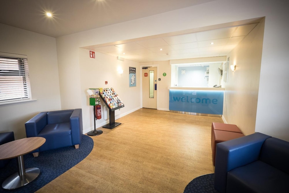 Waterford Vacations - Travelodge Waterford - Property Image 4