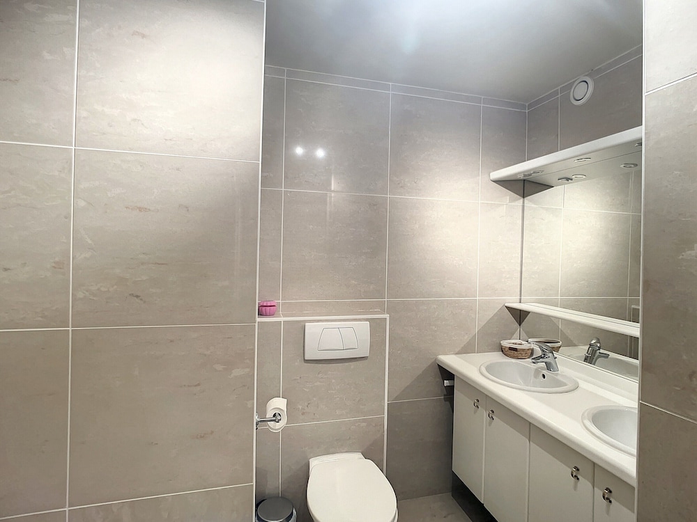 Apartment in Knokke-heist With Terrace