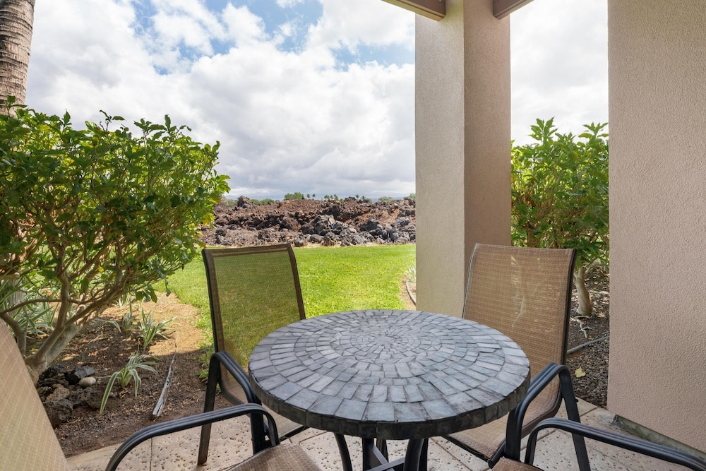 Big Island Waikoloa Colony Villas 1704 2 Bedroom Condo