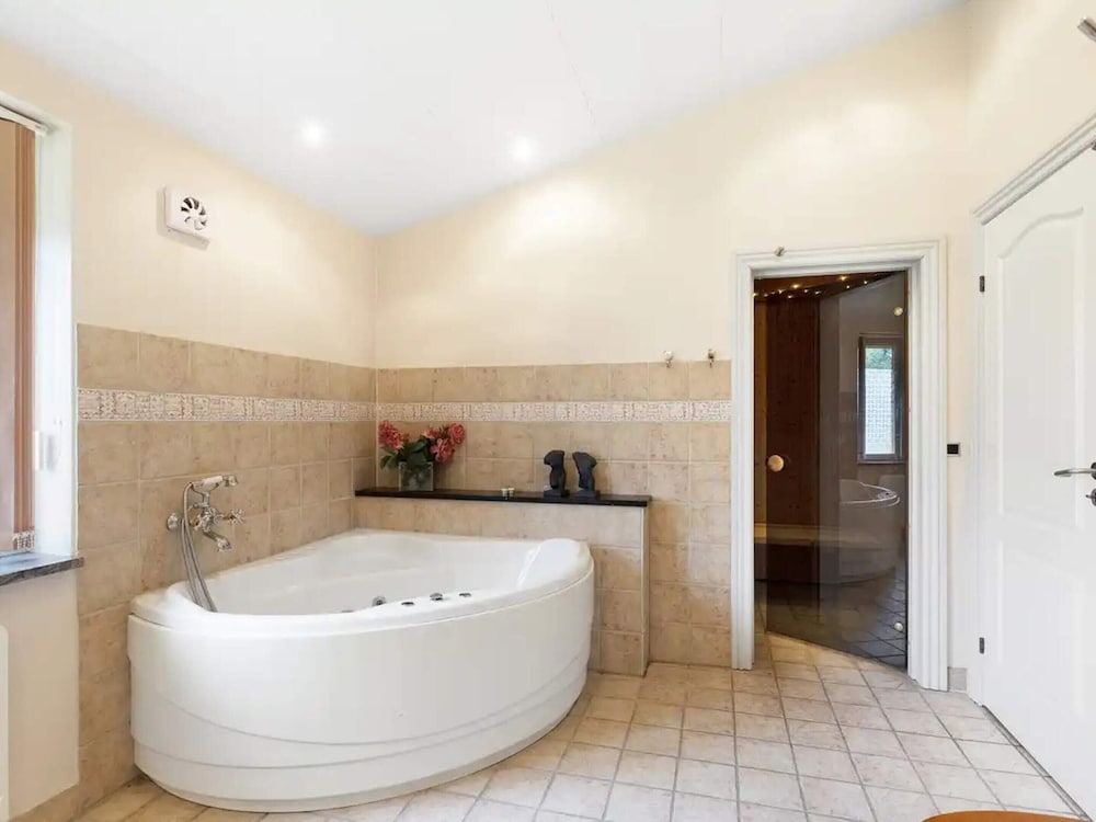 5 Star Holiday Home in Romo