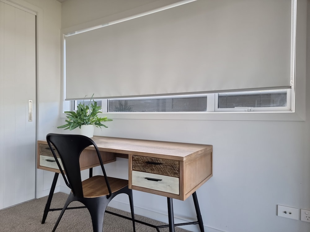 Fabulous Milford 1BR With Views & SkyTV view 4
