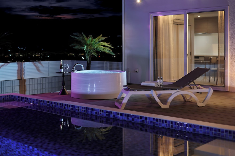 Crystalvilla Shirahama Parkside