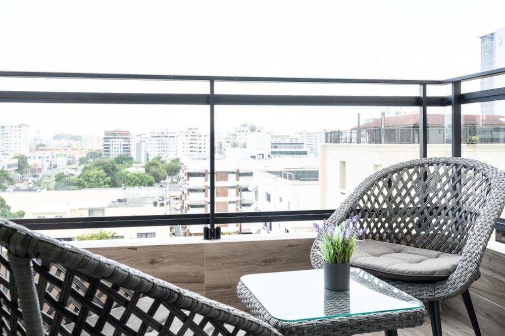 Breakfast Included - 2 Bedrooms - RL1 707