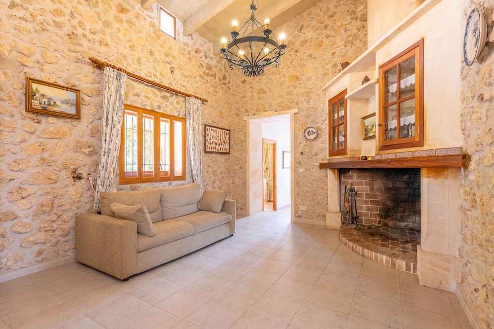 Cocotte in Mallorca With 2 Bedrooms and 3 Bathrooms