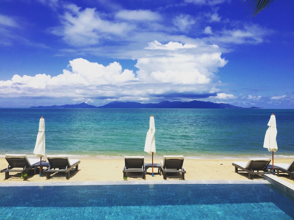 The Cosy Beach Resort