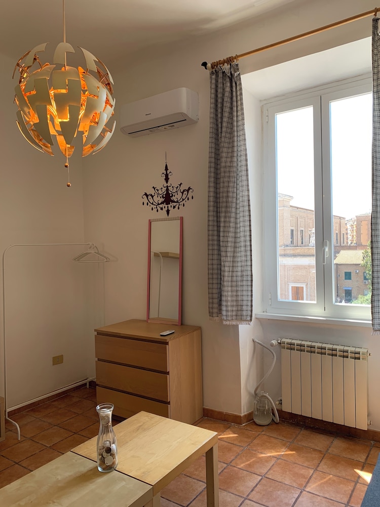 Flat nearby Vaticano - Caracciolo 4