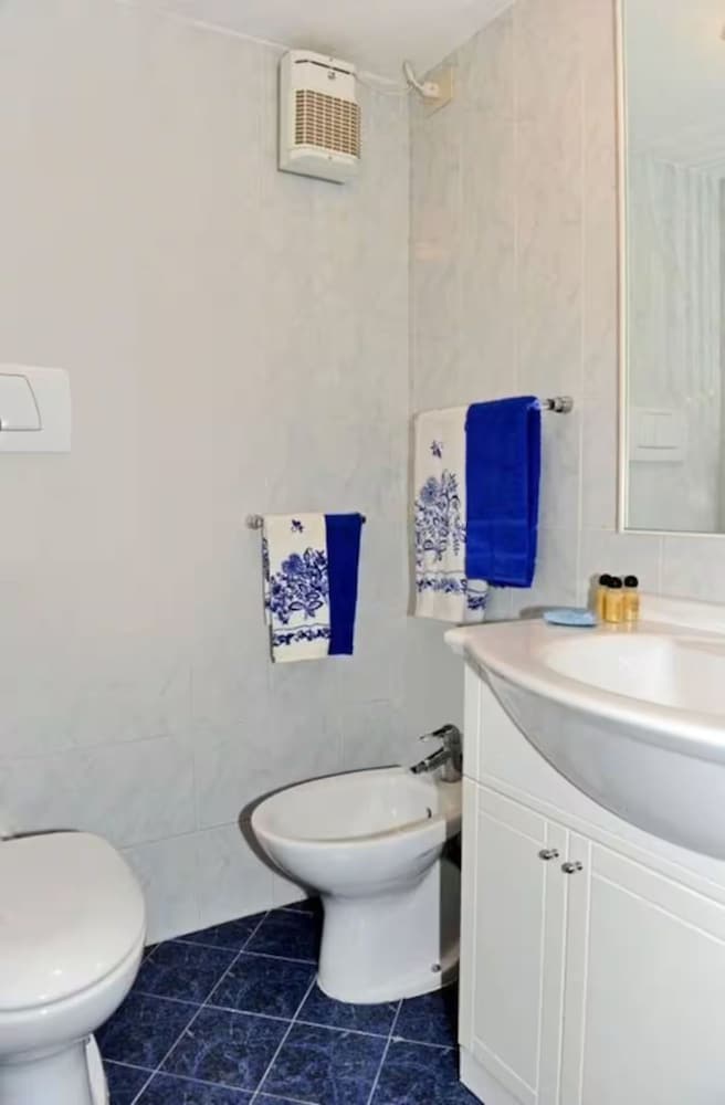 Beautiful Villa Ancora 200 Meters From the Sea-villa Ancora