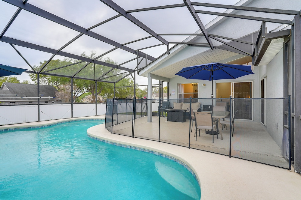 Disney World Family Retreat w/ Private Pool!