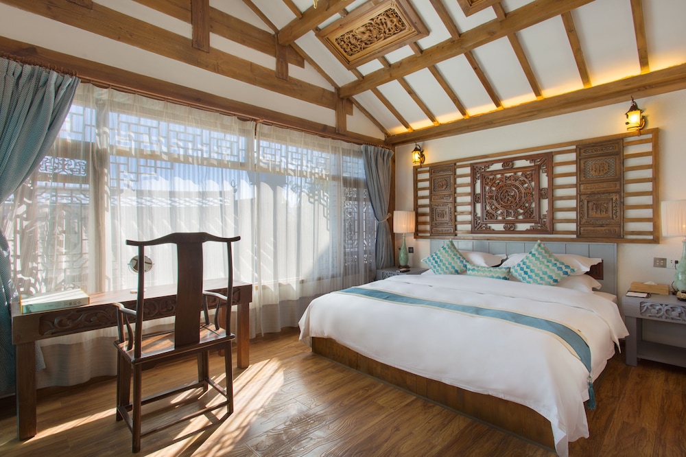Hua Zhu Fansu Yunju Homestay