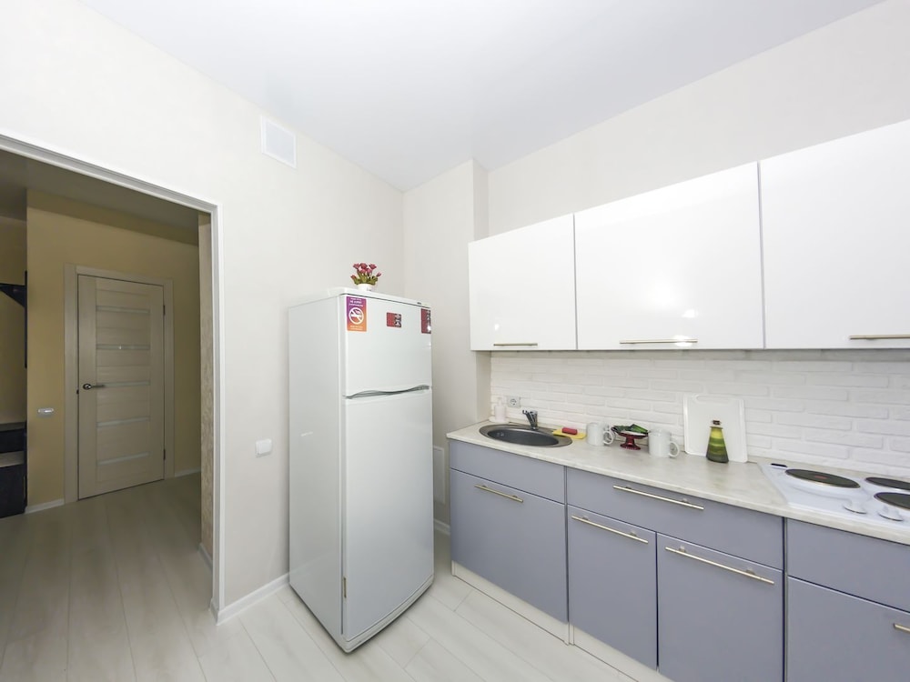 Apartment on Prospect Lenina 140 view 5