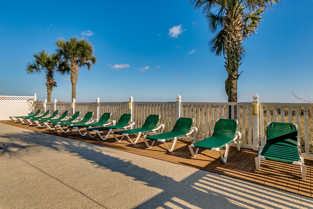 Beach Clubs by Condo-World