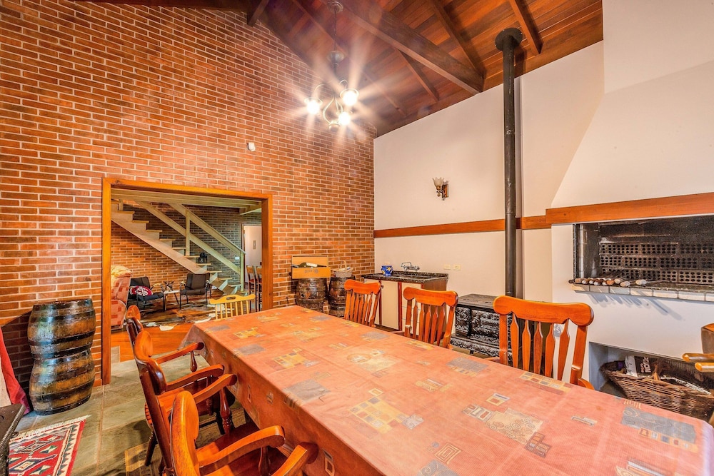 Beautiful Chalet-style House in Canela Rcf160